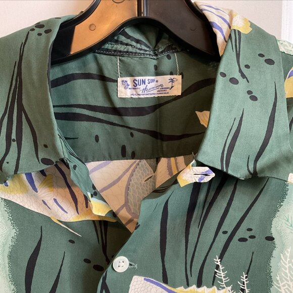 Sun Surf Japan Original Hawaiian Prints Green Yellow Fish Shirt Size Small S - Picture 3 of 9